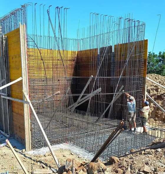 Ο νέος αγωγός θα συνδέει το αντλιοστάσιο υδρευτικής γεώτρησης στην περιοχή ΙΤΕΑΣ με τους οικισμούς Τυχερού,  Θυμαρίας και Ταύρης.